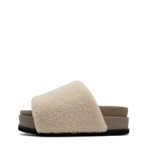 NEW ROAM women's fuzzy platform in natural